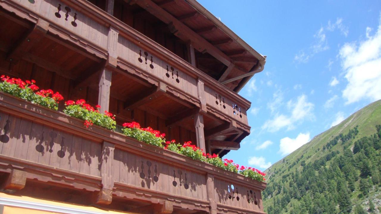 Hotel Garni Pirchhuett Obergurgl Exteriér fotografie